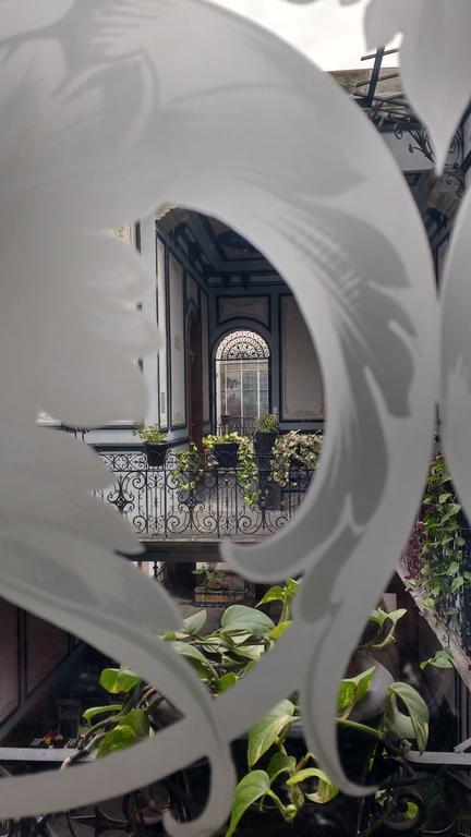 Leonora Hostal Puebla Buitenkant foto